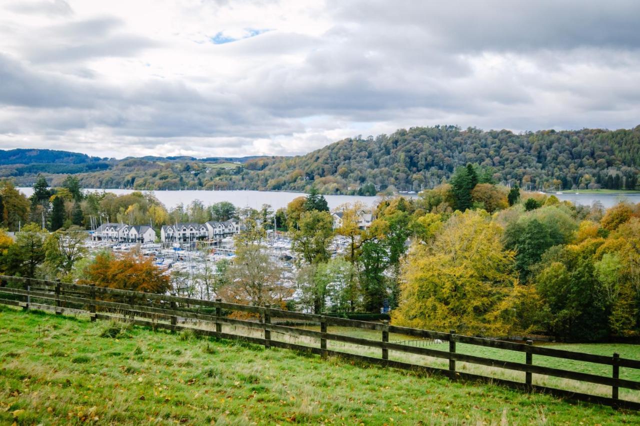 Stunning Cottage Grade 2 Listed With Parking And Hot Tub Bowness-on-Windermere Bagian luar foto